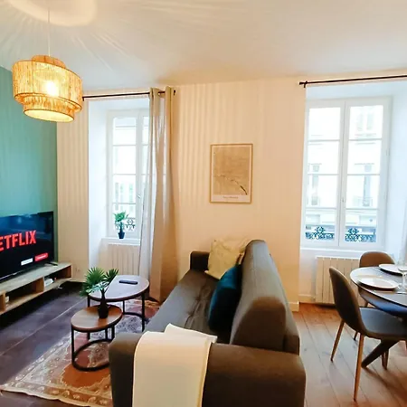 Cosy Perle & Calypso - Gites En Centre Ville - 4 Ch Pour 10 Personnes - 2 Parkings- Pau