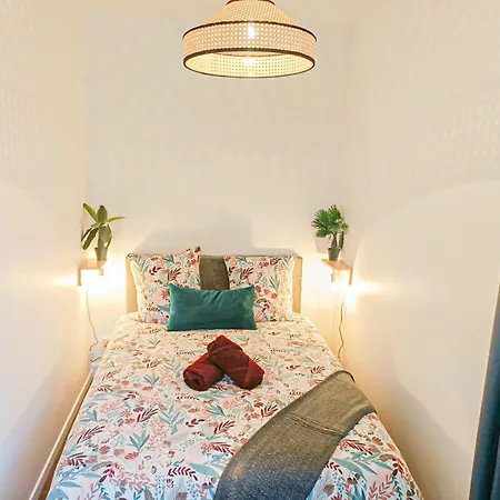 Apartmán Cosy Perle & Calypso - Gites En Centre Ville - 4 Ch Pour 10 Personnes - 2 Parkings- Pau